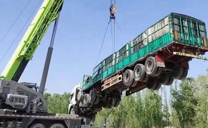 平果道路脱困救援案例
